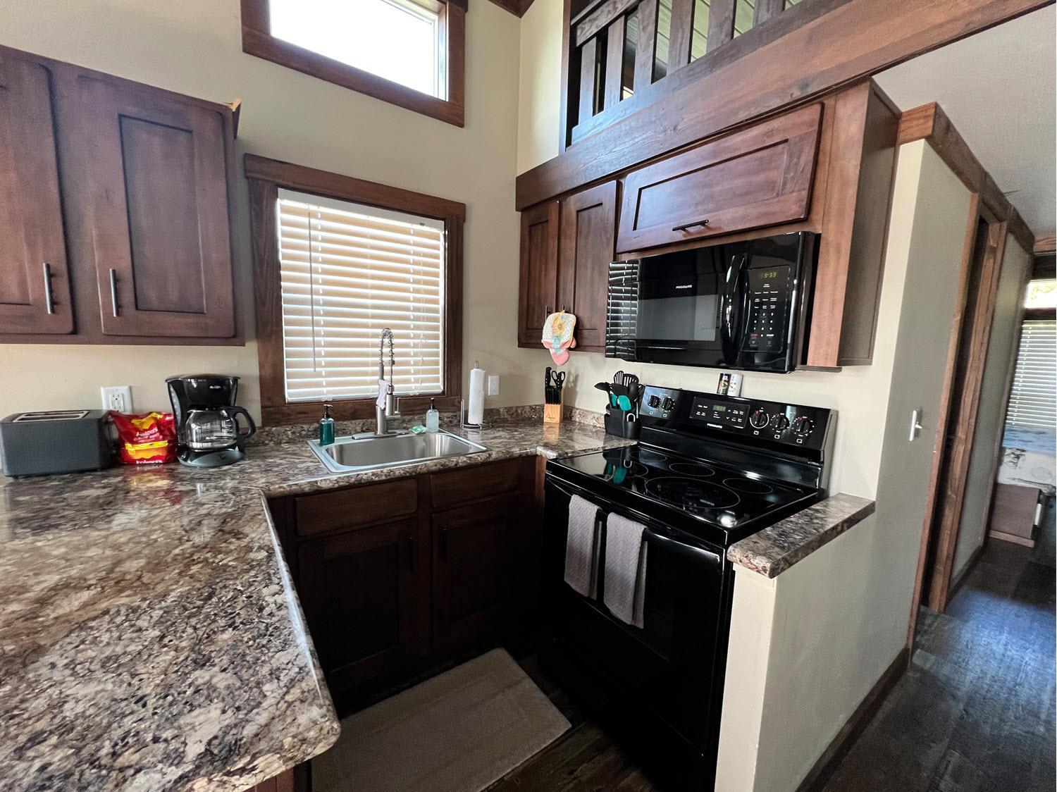 Creekfire Rv Resort Savannah Room photo
